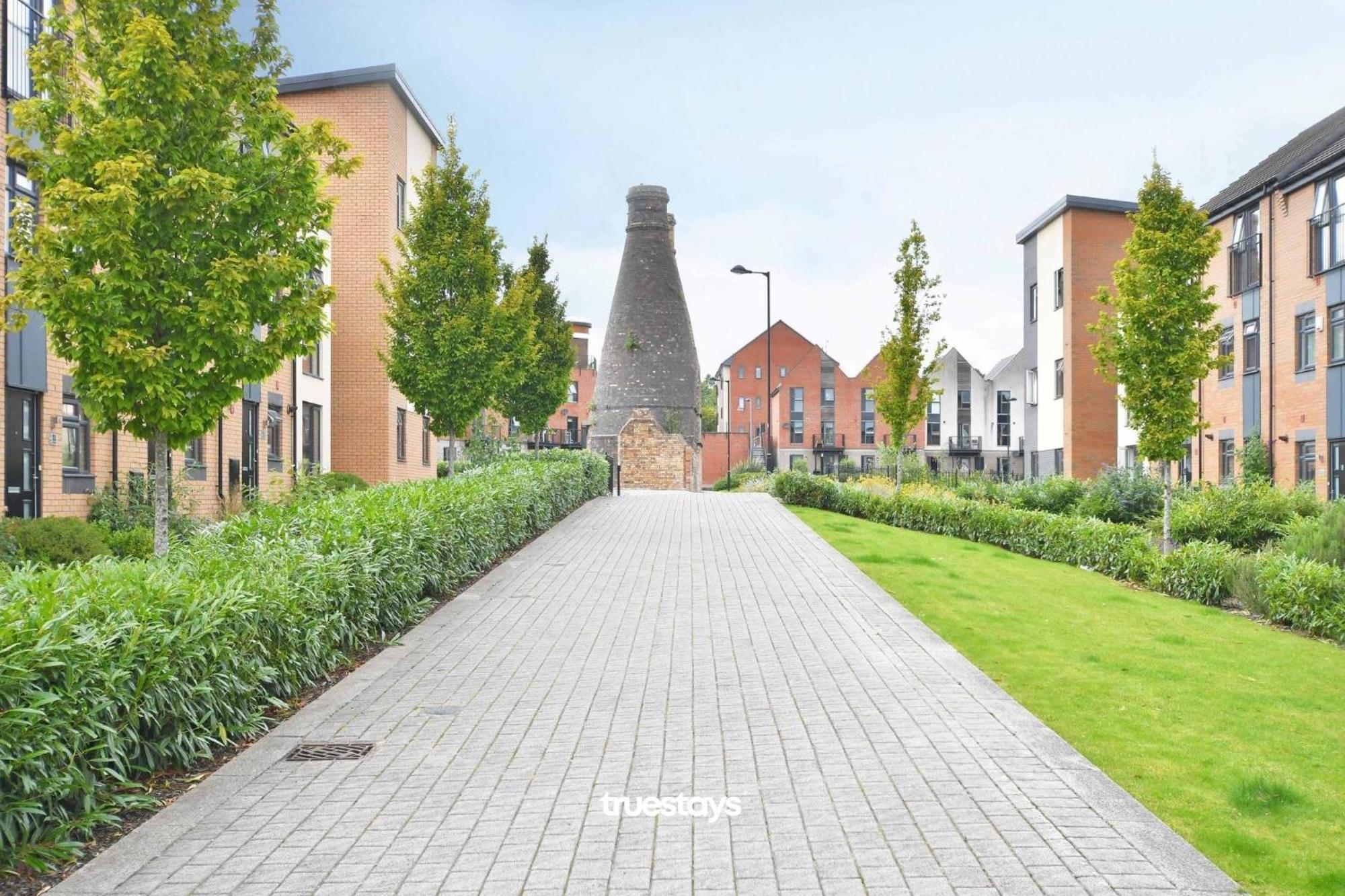 Regal House By True Stays - 3 Bedroom House In Stoke-On-Trent Bagian luar foto